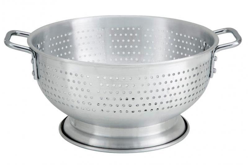 11 qt / 10.45 L Aluminum Colander with Base and Handles