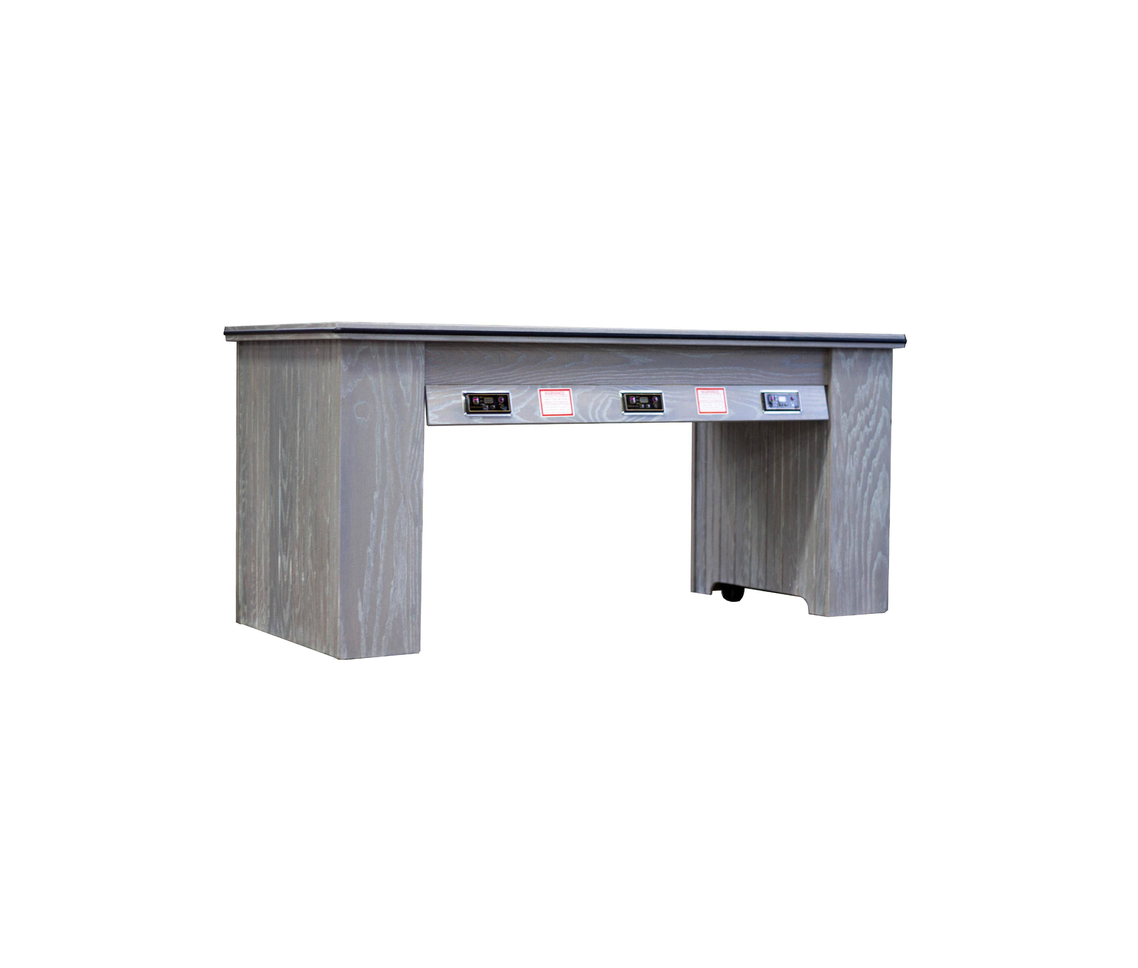 Lion's Wood – Farm Table
