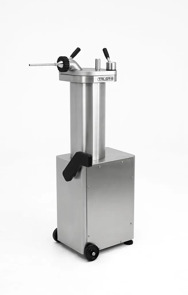 Trento 12 kg / 26 lb Hydraulic Sausage Stuffer in Stainless Steel 220V/60hz/1PH