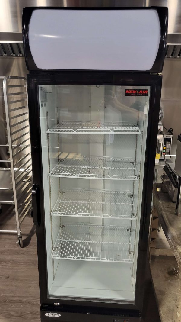 New Air NGR-036-H Refrigerator