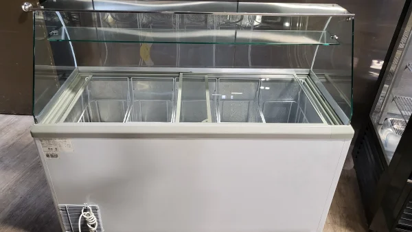 New Air NIF-60-DC Ice Cream Dipping Display Case