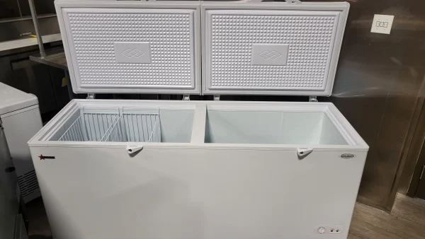 Omcan - FR-CN-0600 - Chest Freezer
