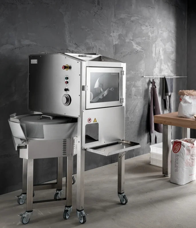 Bakemax - Electric Floor Model Automatic Dough Divider Rounder Combo - BMDD007 Bakemax - Electric Floor Model Automatic Dough Divider Rounder Combo - BMDD007