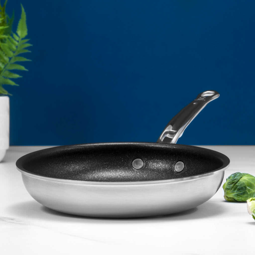 Hestan - 8.5" Thomas Keller Insignia Titum Non-Stick Fry Pan - 31027 Hestan - 8.5" Thomas Keller Insignia Titum Non-Stick Fry Pan - 31027